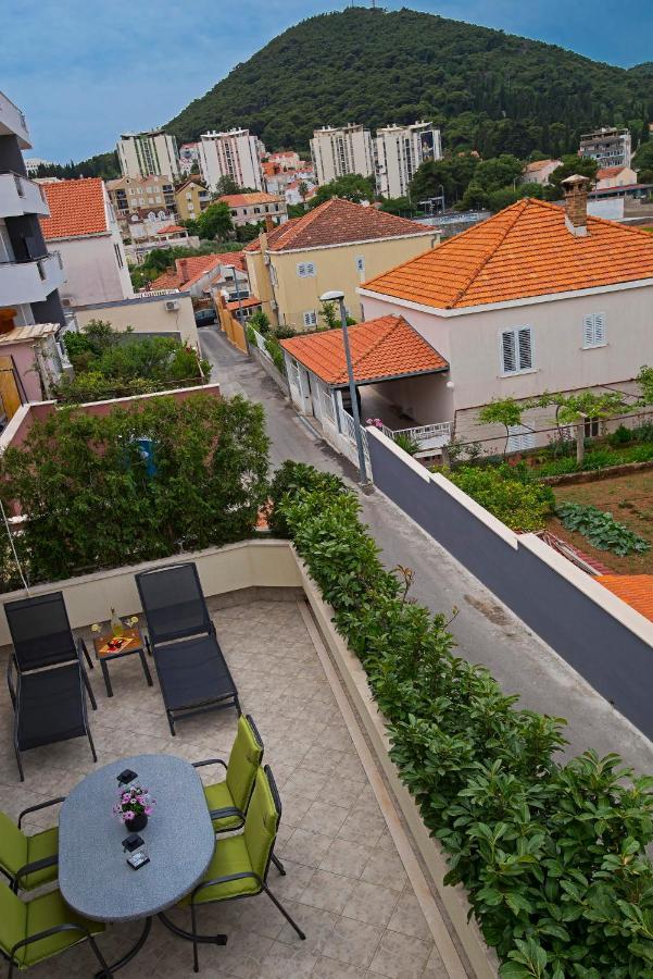 Apartment Michelle ดูบรอฟนิก ภายนอก รูปภาพ